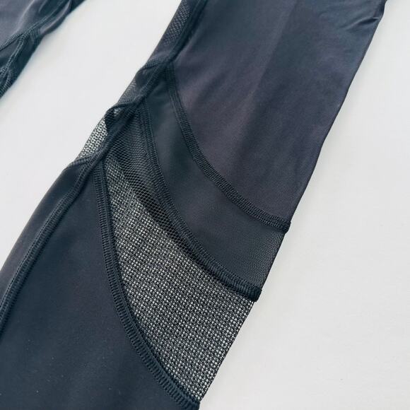 Lululemon Seek The Heat Tight Black Size 6 High Rise Sexy Gym Run Workout - Picture 6 of 10